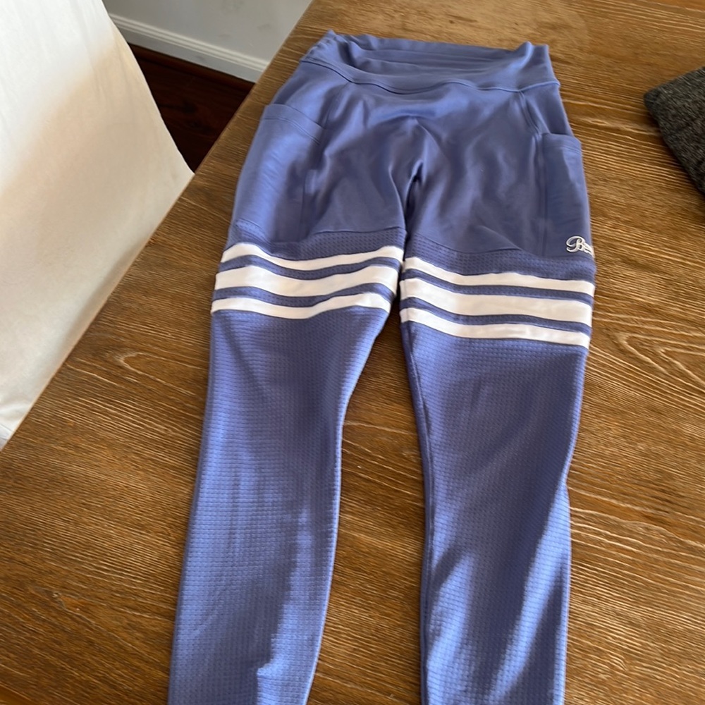 Xs / hole / leggings